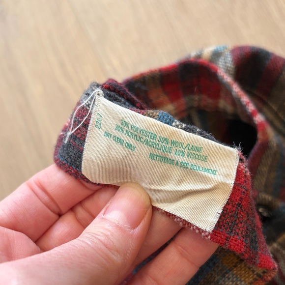 Vintage Red Colourful Tartan Wrap Skirt Size Small - Picture 9 of 12